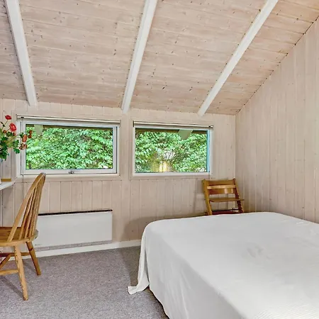 Beautiful In Grenaa With Sauna * Brondstrup