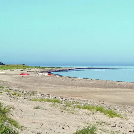 Five-bedroom In Grenaa בית נופש גרנה